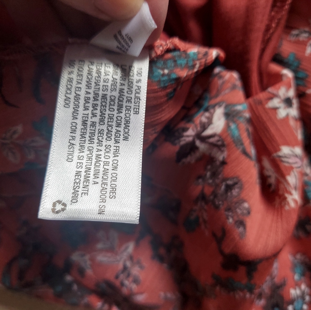 KNOX ROSE BLOUSE. LARGE - Picture 11 of 12